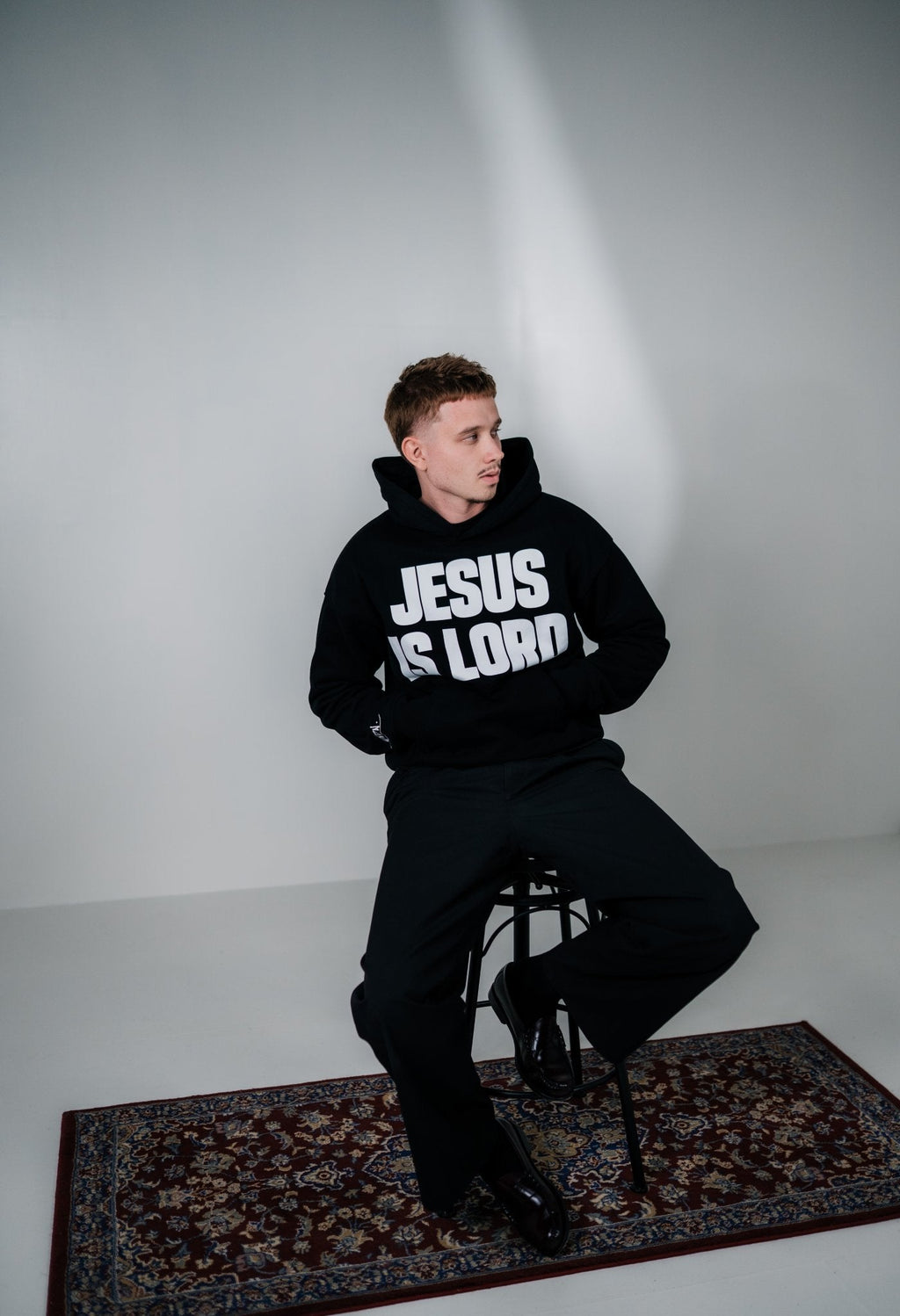 JESUS IS LORD SCHWARZ - UNDN