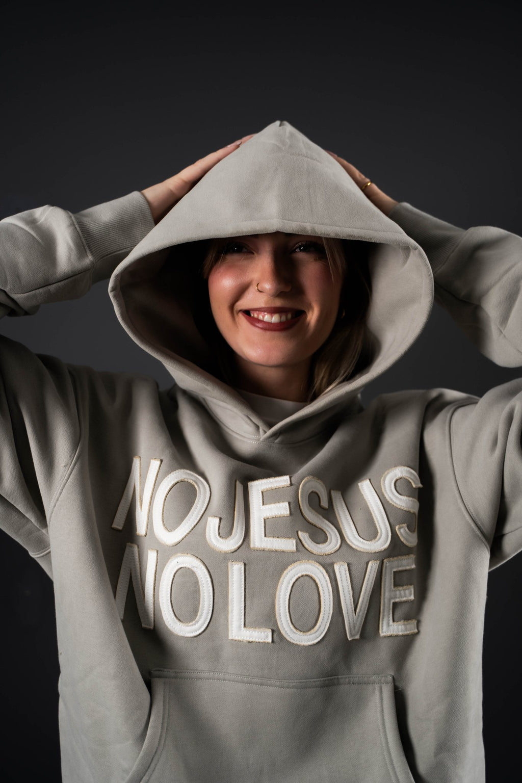 JESUS IS LORD SCHWARZ - UNDN