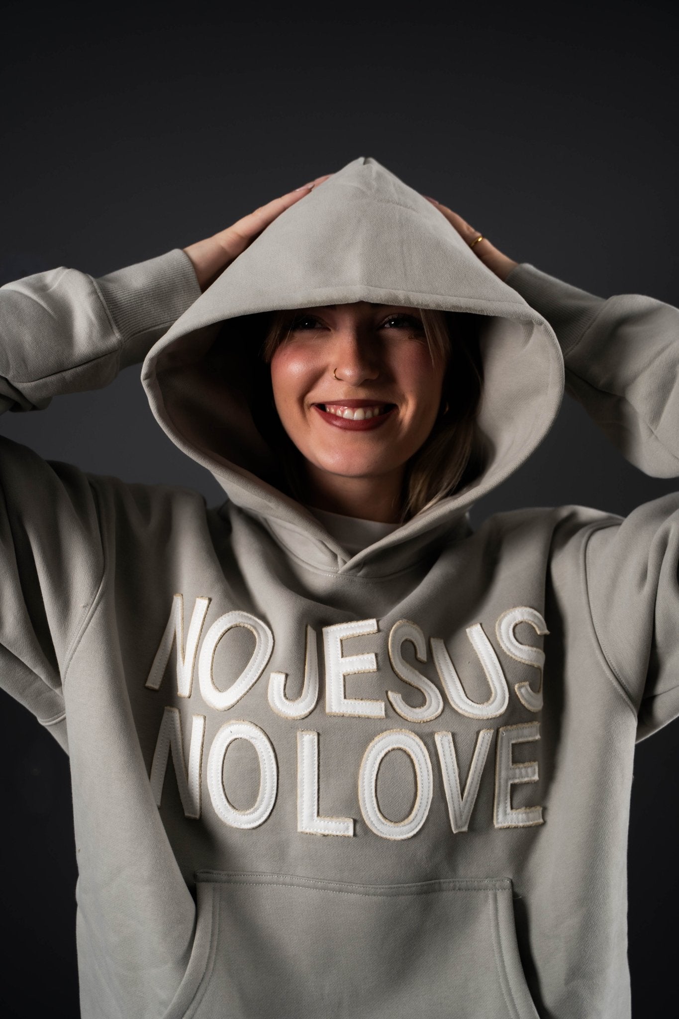 JESUS IS LORD SCHWARZ - UNDN