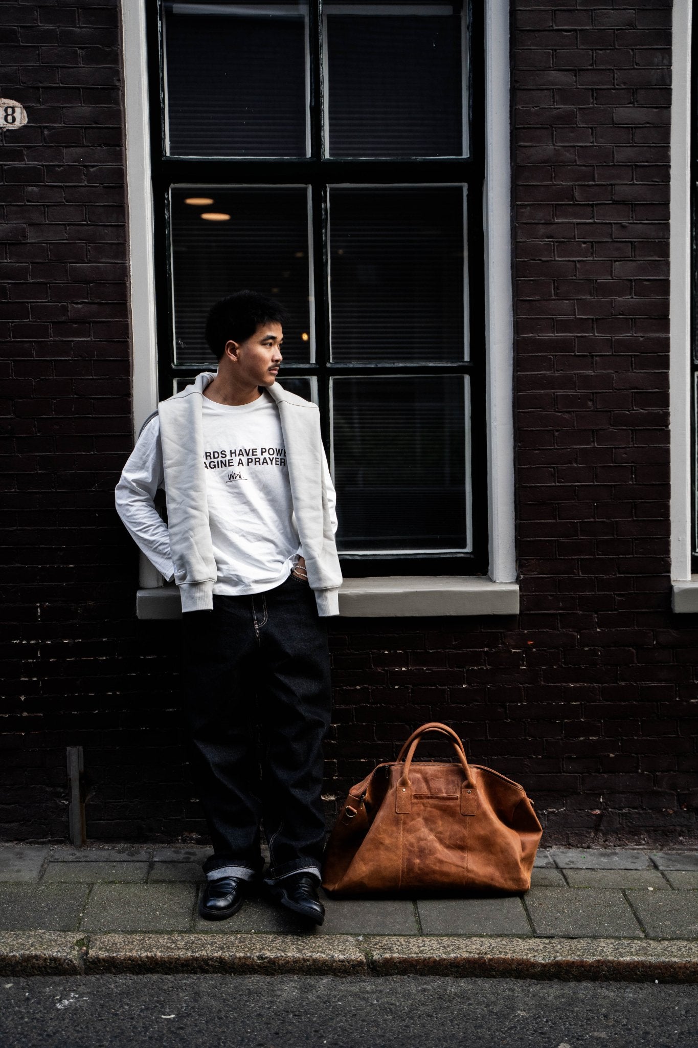 JESUS IS LORD SCHWARZ - UNDN