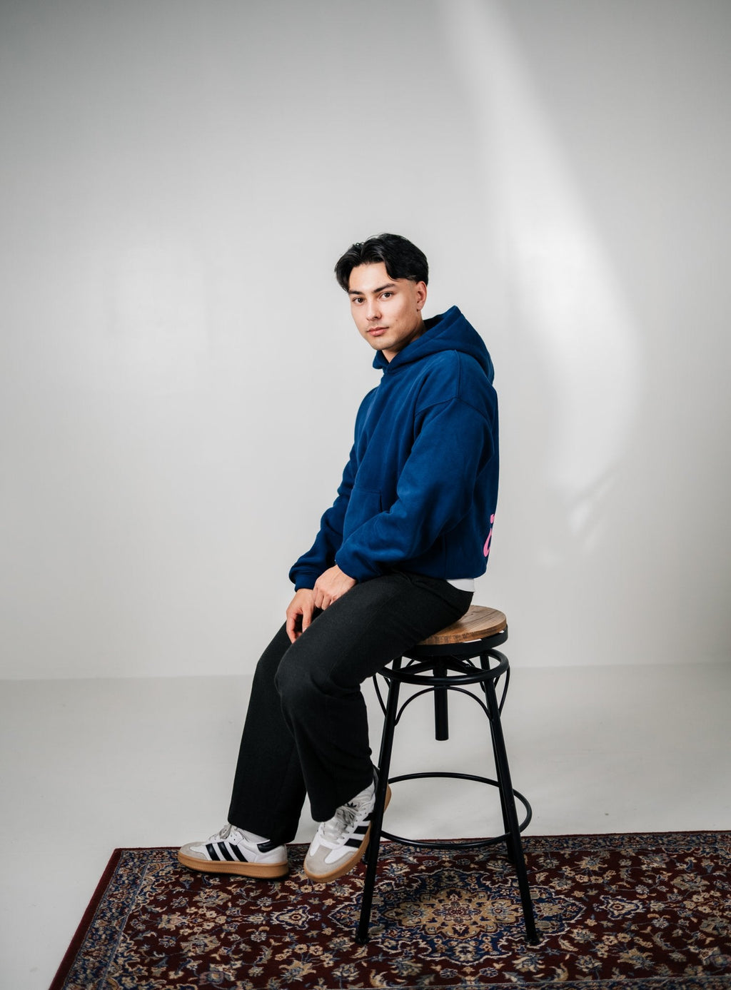 JESUS IS LORD SCHWARZ - UNDN