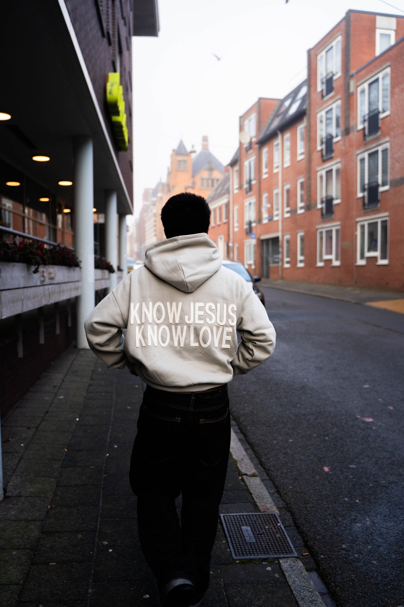 JESUS IS LORD SCHWARZ - UNDN