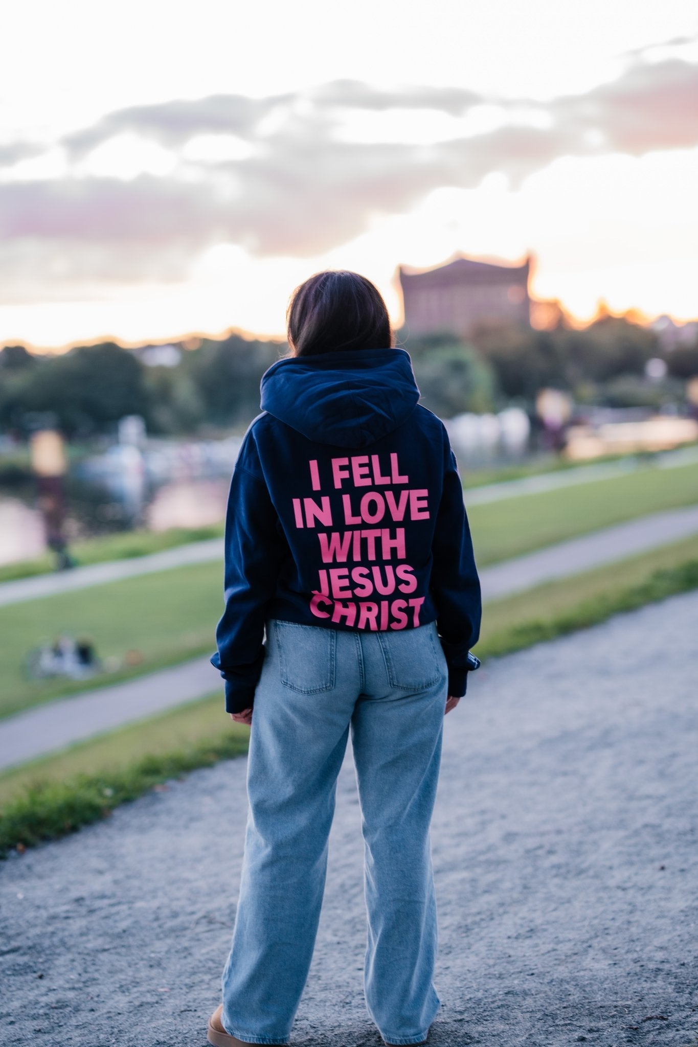 JESUS IS LORD SCHWARZ - UNDN