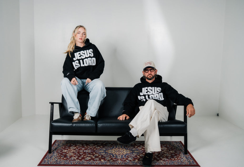 JESUS IS LORD SCHWARZ - UNDN